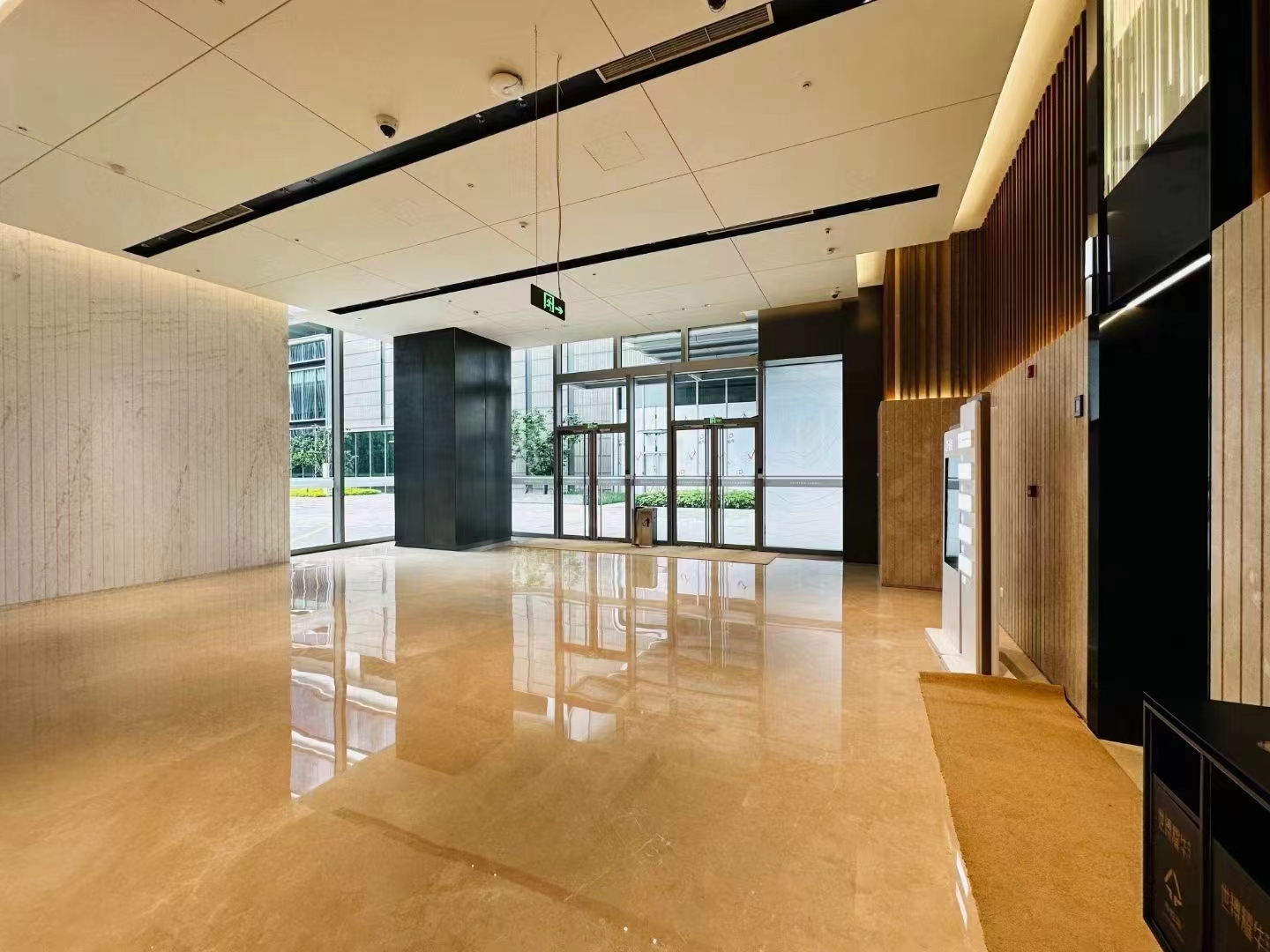 世博耀华商务中心